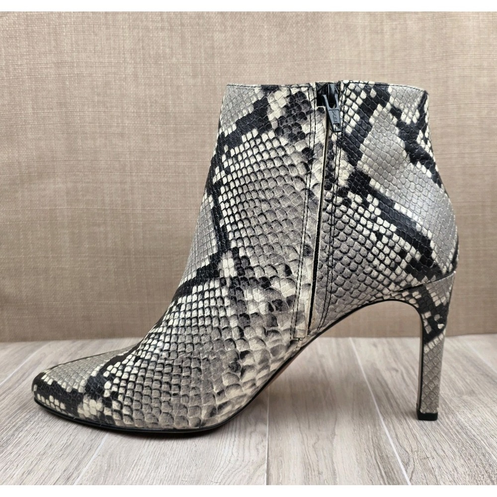 Banana Republic Snake Print Leather Stiletto Side Zip Ankle Boots Womens  10M - Picture 2 of 12